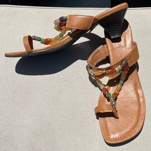 Women’s thong sandal size 10.